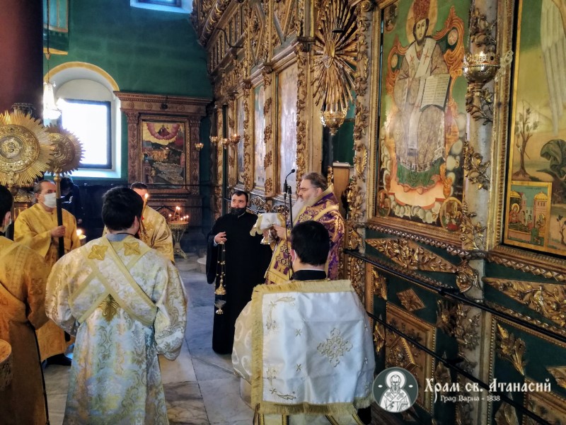 Архиерейска света Литургия в деня на св. Григорий Палама