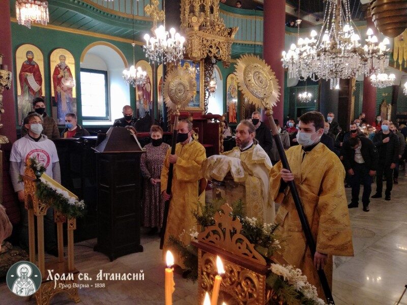 Цветница в храм "Св. Атанасий" Варна