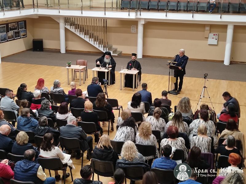 "Светлината на живота" - представяне на новата книга на отец Дончо Александров
